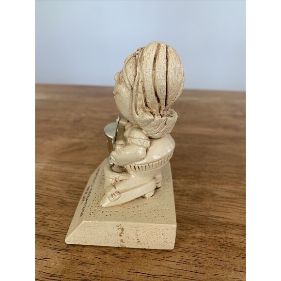 WORLDS GREATEST MOM W-135 Figurine Statue Figure PAULA 1970 Vintage So Cute - Picture 2 of 7